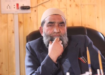 On superannuation Mohd  Shafi Wani leaves an emotional message