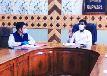 DC Kupwara Reviews Internet Connectivity in Panchayats
