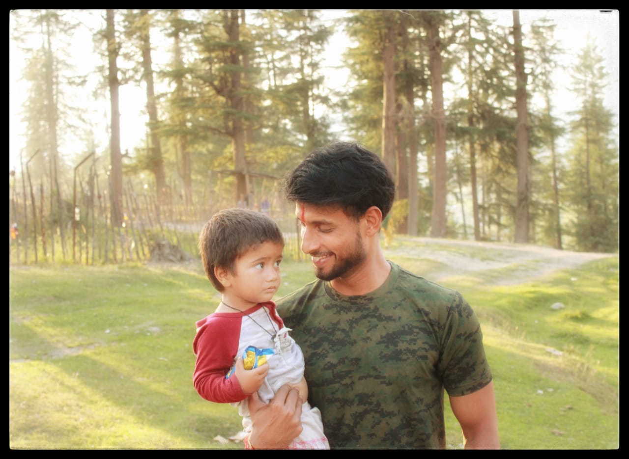 Army celebrates Raksha Bandhan with Awam in Rajwar,Handwara