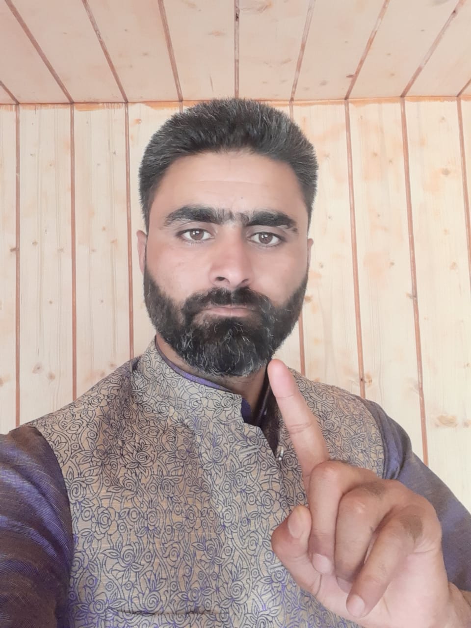 Indo-Pak Armies must respect Ceasefire accord: Mir Parvaiz, JDU Leader