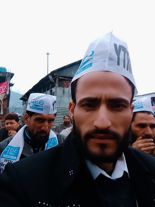 AAP activist Handwara to donate 10K for oxi metre