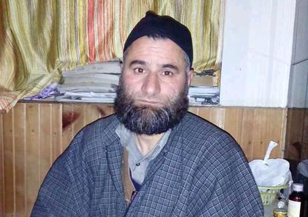 Pir Azhar expressed deep condolences over the sudden death of Mohd Iqbal