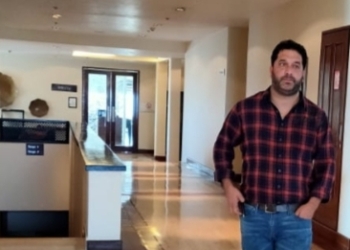 بول کہ لب آزاد ہیں تیرے