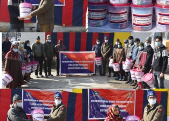 Kupwara Police distributes Covid-19 Protection Kits among deserving families