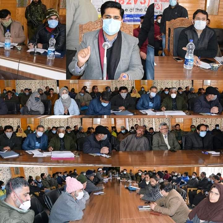 Block Diwas: DC Bandipora holds public interaction at Sumbal