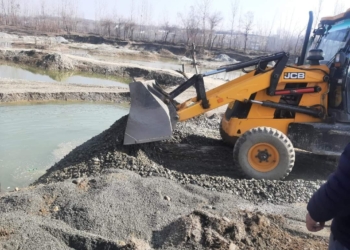 Kupwara: Mawar residents dismayed over partial action of authorities against illegal extraction of sandstones