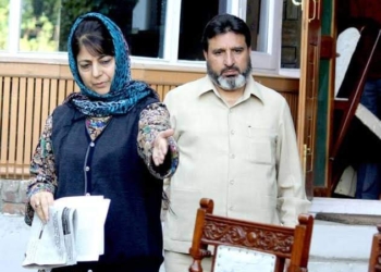 Altaf Bukhari spews venom against Mehbooba, says ‘feeling ashamed for standing with a person who looted J&K resources’
