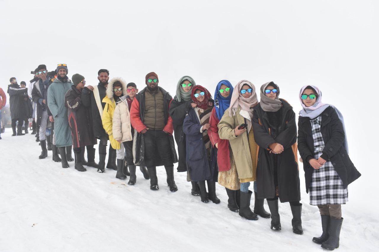 Fun Trip for Deaf and Mute Children of Kupwara to Gulmarg and Srinagar