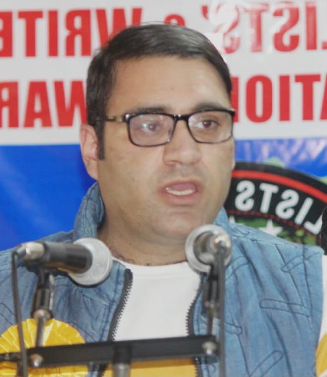 Death of 2 kupwara travellers in Ramban NH44 NHRC Direct Chairman Road transport and Highways for appropriate action Asks DM Ramban to look into the allegations