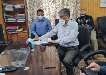 Dr. Bashir Ahmad Bhat (IRS) today took charge of Vice Chairman Lakes and Waterways Development Authority (LAWDA).