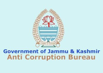 ACB traps and arrests Mohd. Rahid Malik, Junior engineer of Rural Development Department, Poonch for accepting bribe