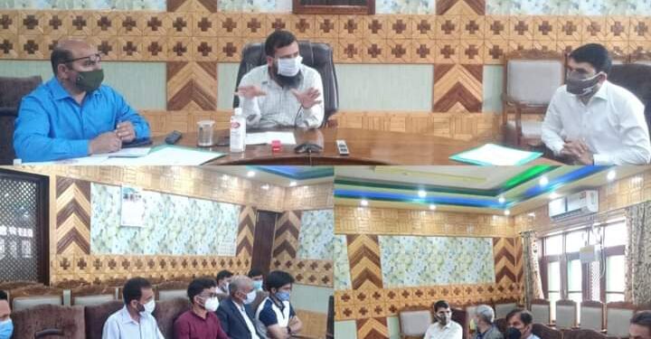 DC Kupwara reviews arrangements for Job Fair(Rozgar Mela)