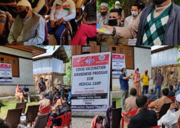Kupwara Action Group in association with Ehsaas International supported by GOONJH held a vaccine awareness camp in Kupwara villages