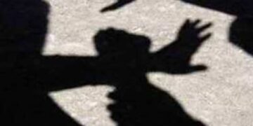 ARMY ALLEGEDLY MANHANDLED POLICE OFFICIAL  ON MUGHAL ROAD