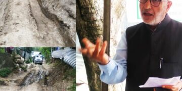 Rangpath-Doggerpora Road completely Dilapidated
