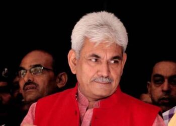 LG calls for proactive steps to facilitate return of Kashmiri Pandits