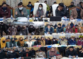 Comm Sec RDD visits Kupwara, reviews pace of ongoing dev works under RDD sector