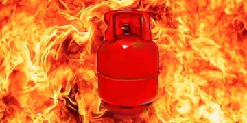 Two kids among 10 receive minor injuries in gas explosion at MCCH Anantnag