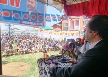 Leadership about rescuing the Kashmiris instead of throwing them to hungry lions: Sajad Lone