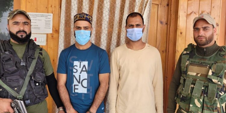 Srinagar Police arrests two sons for murdering their father and dumping his body into Dal Lake
