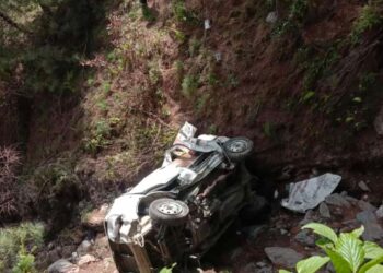 Ambulance Driver Killed in Karnah Road Mishap