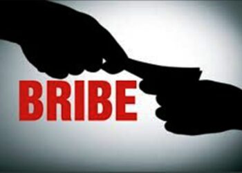 ACB arrests KPDCL employee for accepting bribe
