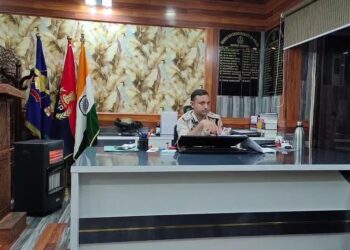 SSP Kupwara Shri Yougal Manhas (JKPS)greets the people on Shab-e-Qadr & Jumm’atul-Wida