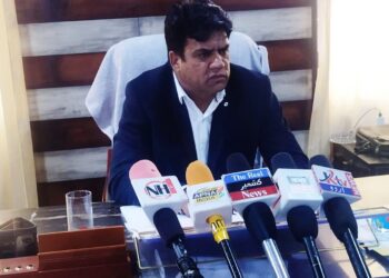 806 posts for GMC Handwara:DDC Chairman Kupwara applauds role of JKPC Chairman Sajad Lone