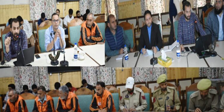 Kupwara Administration Holds Training For Decision Support System Application