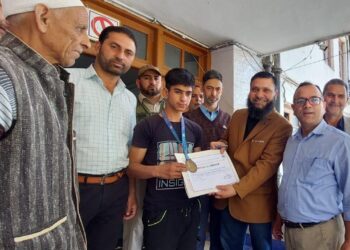 Kupwara Administration Holds Training For Decision Support System Application