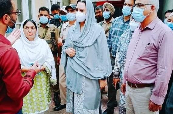 DC B’la visits Chinabal Pattan; takes Stock of 25th Muharram Arrangements