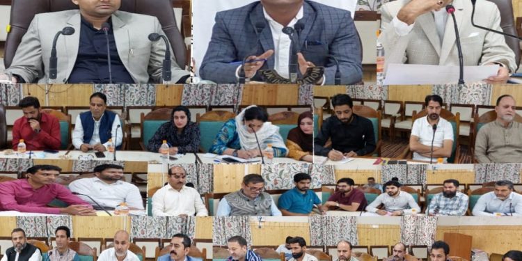 DC Kupwara holds introductory meeting with PRIs