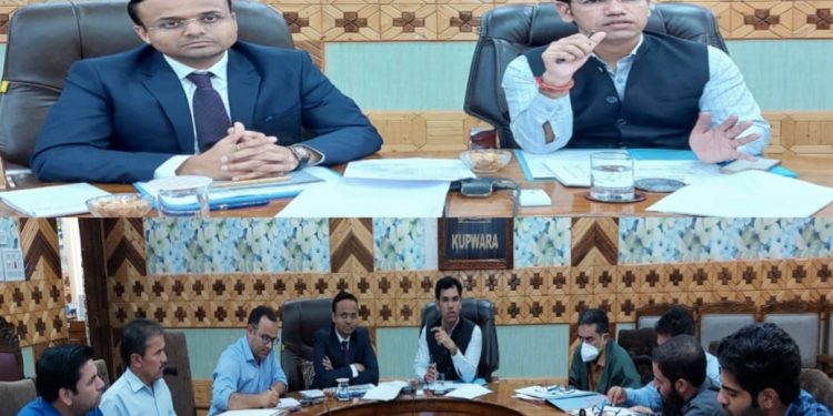DEO Kupwara reviews Special Summary Revision 2022