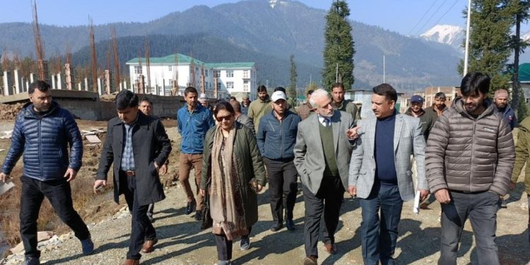 KU’s Kupwara Campus Set To Become Operational, VC Inspects Facilities For Students