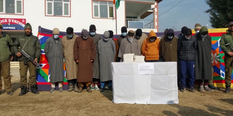 4 SPOs, Constable, Political Activist Among 17 Arrested As Police Busts Major Drug Smuggling Module in North Kashmir