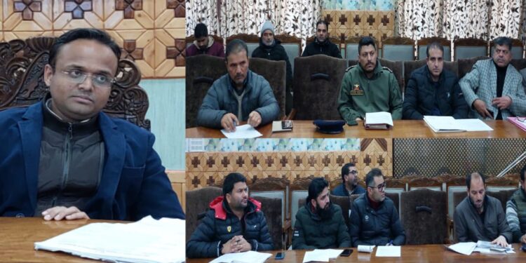 DC Kupwara chairs District Environment Committee meeting