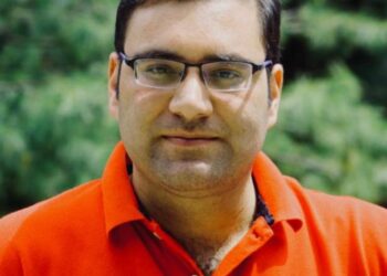 Non availability of cellular connectivity at Yamlar-Bala Handwara chocked the dream of ICT enabled education of Children : Rasikh Rasool