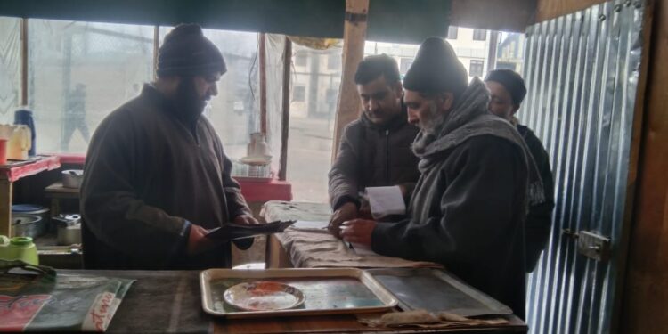 Fine of Rs.2900 recovered for violating COPTA act in Kupwara