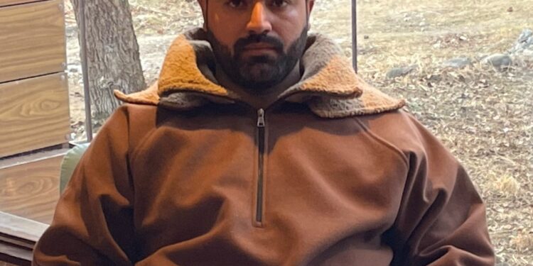 Er Mudasir appeals Dc Kupwara To airlift The Residents Of Snow Bound Machil Area that are stuck in Kupwara