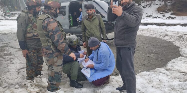 Female Patient airlifted from keran,  people appreciate DC Kupwara’s efforts