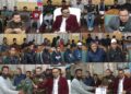 DC Kupwara distributes Emergency Response Kits, Certificates and Identity Cards among 200 trained AAPDA Mitra Volunteers of Kupwara