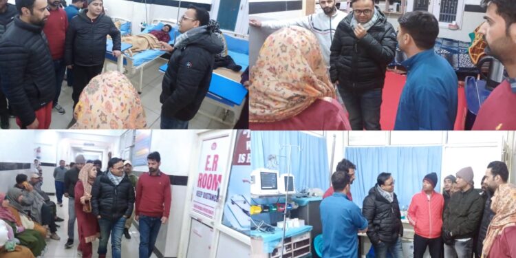 DC Kupwara pays surprise visit to CHC Kralpora,