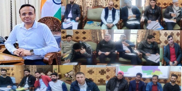 DC Kupwara reviews progress of JJM schemes