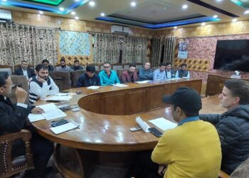 DC Kupwara reviews progress of digitalisation of Cadastral Maps