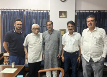 Sajad Lone along with PC leaders meet Adv Rajeev Dhavan to discuss Article 370 case