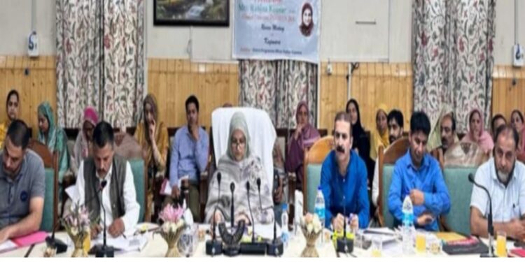 Mission Director Poshan visits Kupwara, Chairs joint review meeting