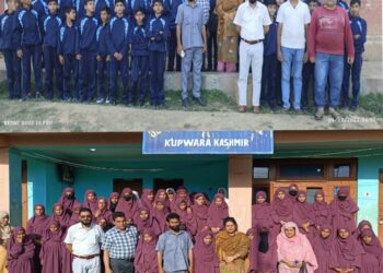 Secretary J & K Board for PSP visits Pahari Boys and Girls Hostels Kupwara