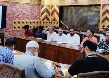 DDC Kupwara reviews Progress of JJM
