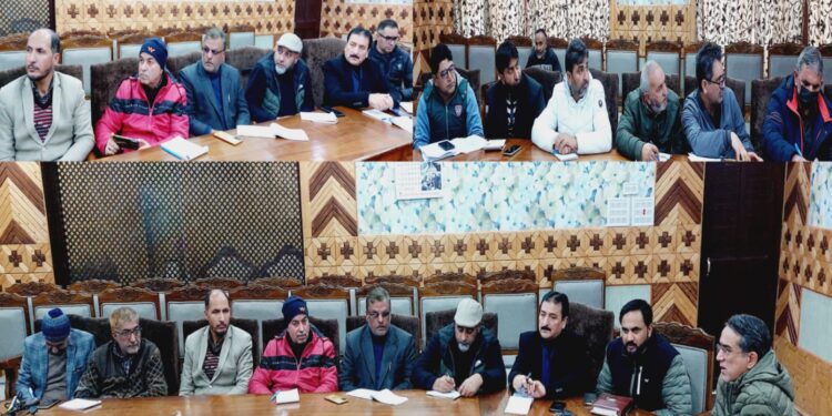 Action plan for smooth conduct of ‘Viksit Bharat Sankalp Yatra’ reviewed at Kupwara