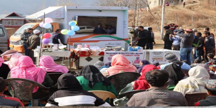 Viksit Baharat Sankalp Yatra :18 Panchayats of Meelyal, Tarthpora Blocks covered today, DC Kupwara flags Off IEC Vans